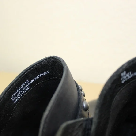 BORN Women's Mule Studded Shoes Black Size 7 - Picture 7 of 8